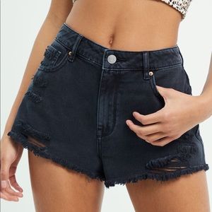 PacSun Ripped Black High Waisted Denim Festival